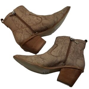 Kaanas~Woman Size 6M~Molinara Snake Texan Bootie NEW.